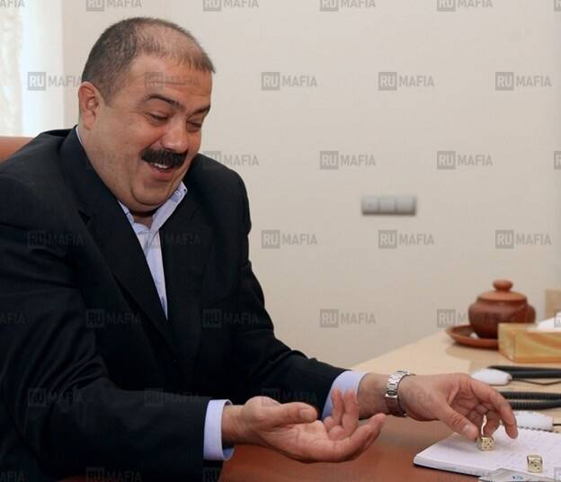От студента до миллиардера: кто сделал Евгения Ренге хозяином теневого угольного рынка?