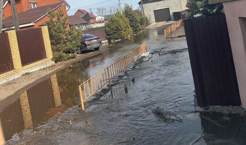 В Иркутской области и Бурятии вода затопила дома и участки: власти вводят чрезвычайную ситуацию