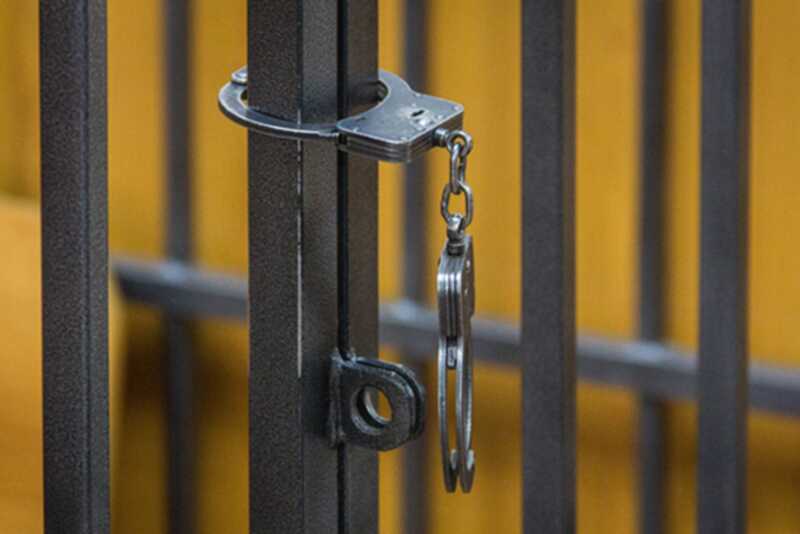 Суд арестовал лидера организованной преступной группировки по делу о хищении денег у участников "СВО" в Шереметьево