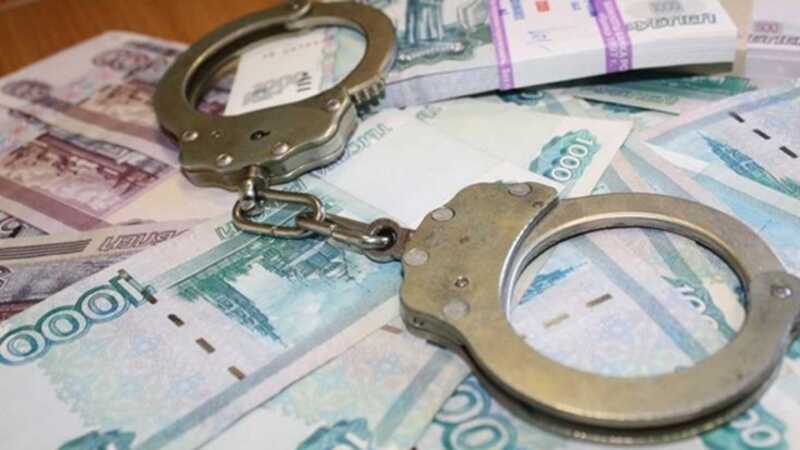 Скандально известный следователь из Химок Виталий Савченко заключен под стражу по обвинению в получении взяток
