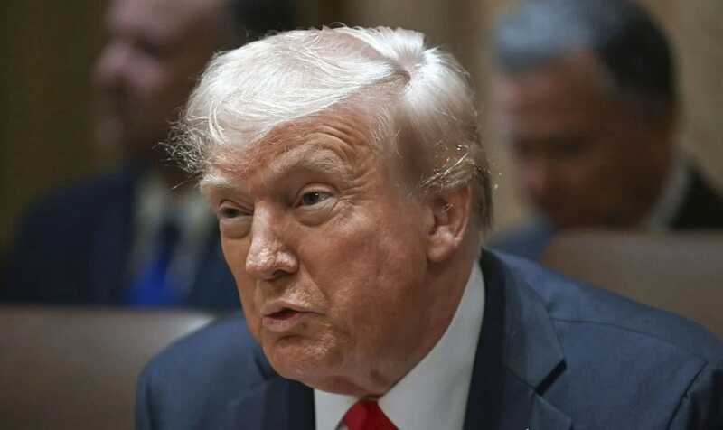 Обувная ассоциация США призывает Трампа отменить пошлины на продукцию для спасения отрасли