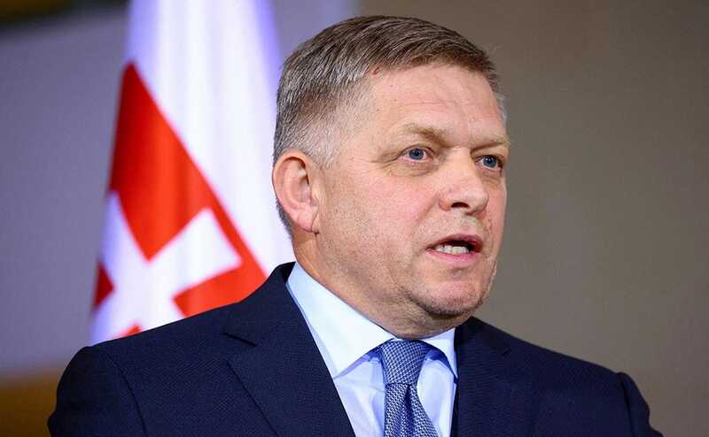 Проблемы со здоровьем: Роберт Фицо отменяет рабочие мероприятия