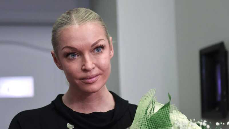 Анастасия Волочкова тайно продала элитную недвижимость в Петербурге перед свадьбой дочери