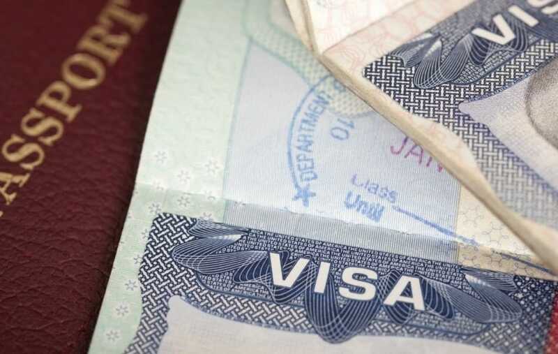 США приостанавливают проведение собеседований для получения студенческих виз