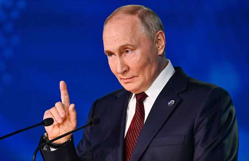 Путин запрещает использование иностранных программ, но сам от них не отказывается