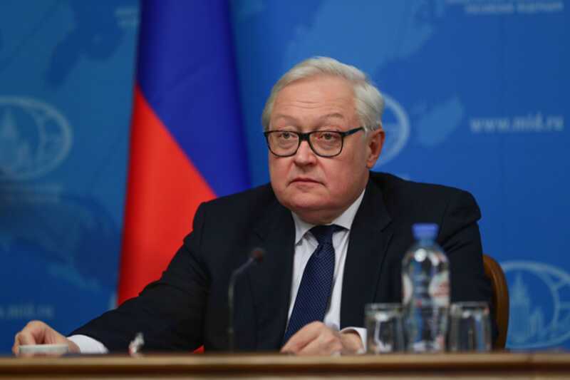 Заместитель министра иностранных дел России Рябков обвинил Запад в причастности к атакам на территорию РФ