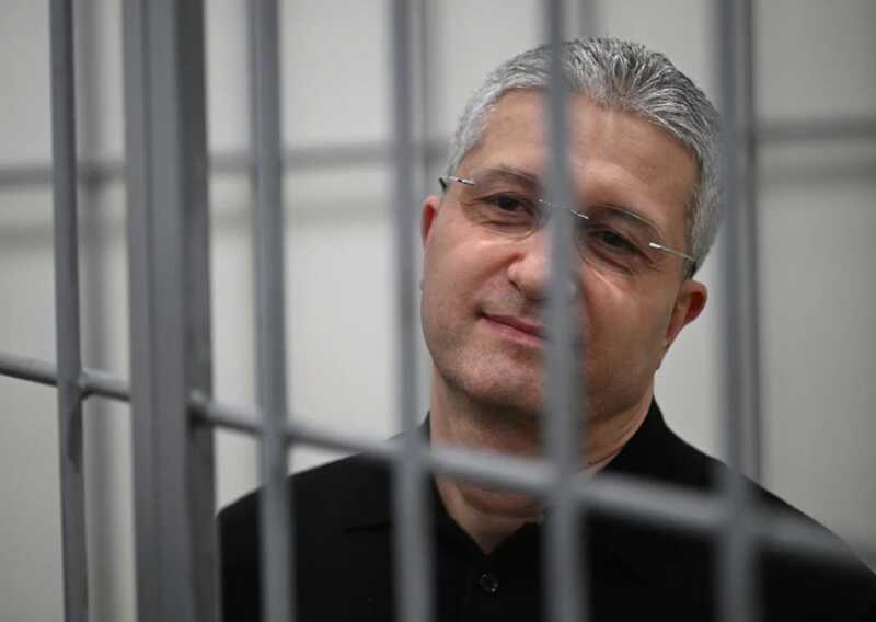 Бывший заместитель министра обороны Иванов осужден на 13 лет за хищения