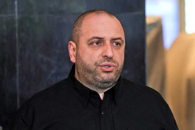 Зеленский заявил о вероятности назначения министра обороны Рустема Умерова послом в США