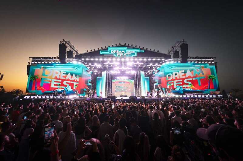 Азербайджанский Dream Fest 2025 заменил российских ведущих из-за массового возвращения билетов