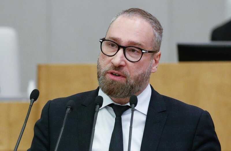 Депутат Антон Горелкин сказал, что Telegram может избежать включения в перечень «недружественных» мессенджеров