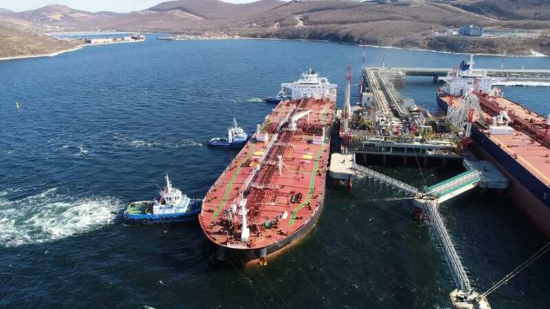 Россия временно приостановила загрузку нефтяных танкеров в черноморских портах