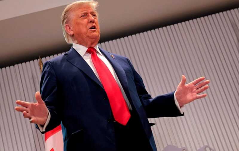 Трамп заявил о новом "уменьшении сроков" из-за недовольства Путиным