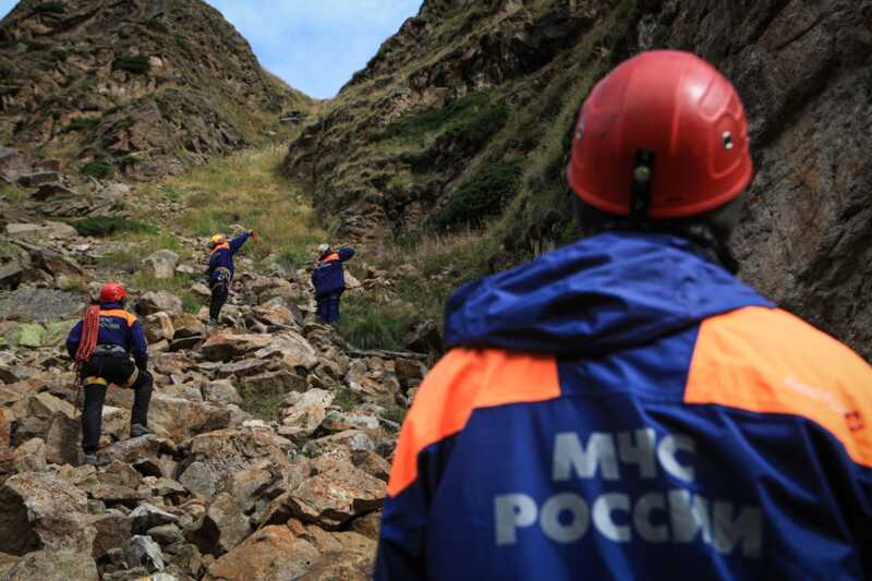 В Кабардино-Балкарии была осуществлена эвакуация альпинистов, попавших в район падения камней