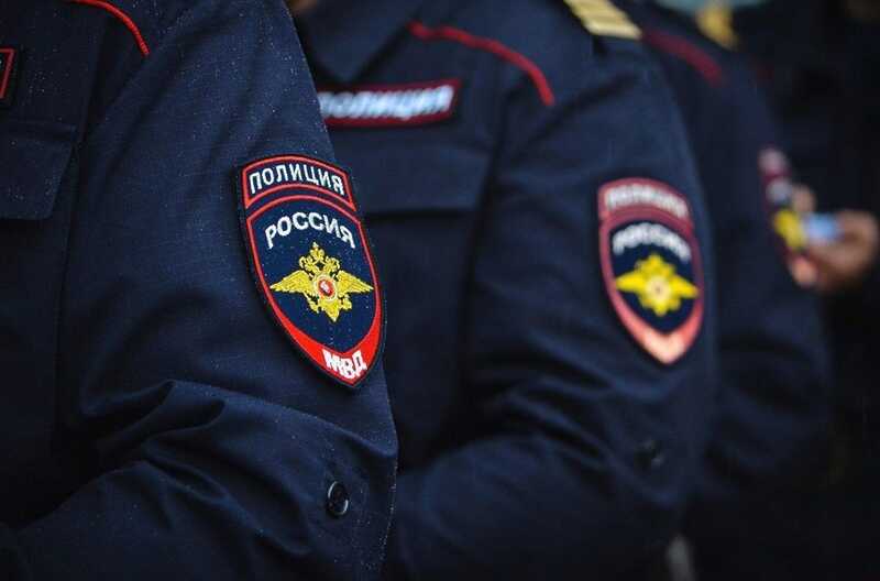 Нетрезвый мужчина атаковал сотрудников полиции в Орске